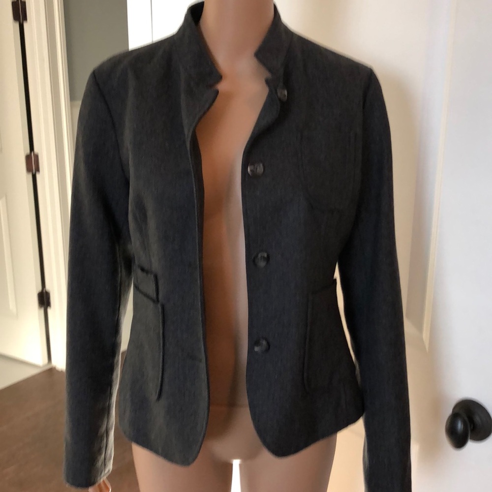 Banana Republic blazer. Worn maybe 3 xs